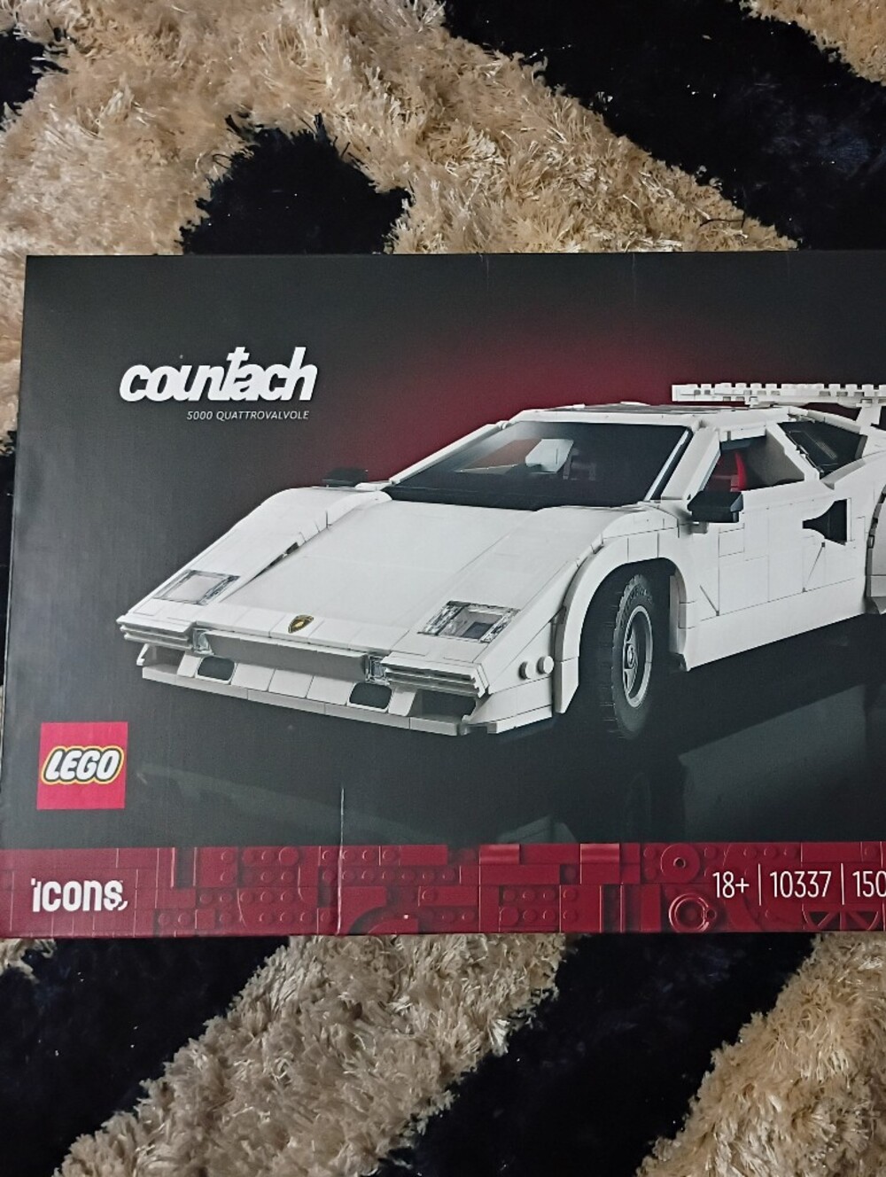 Lego Icons  Countach 10337